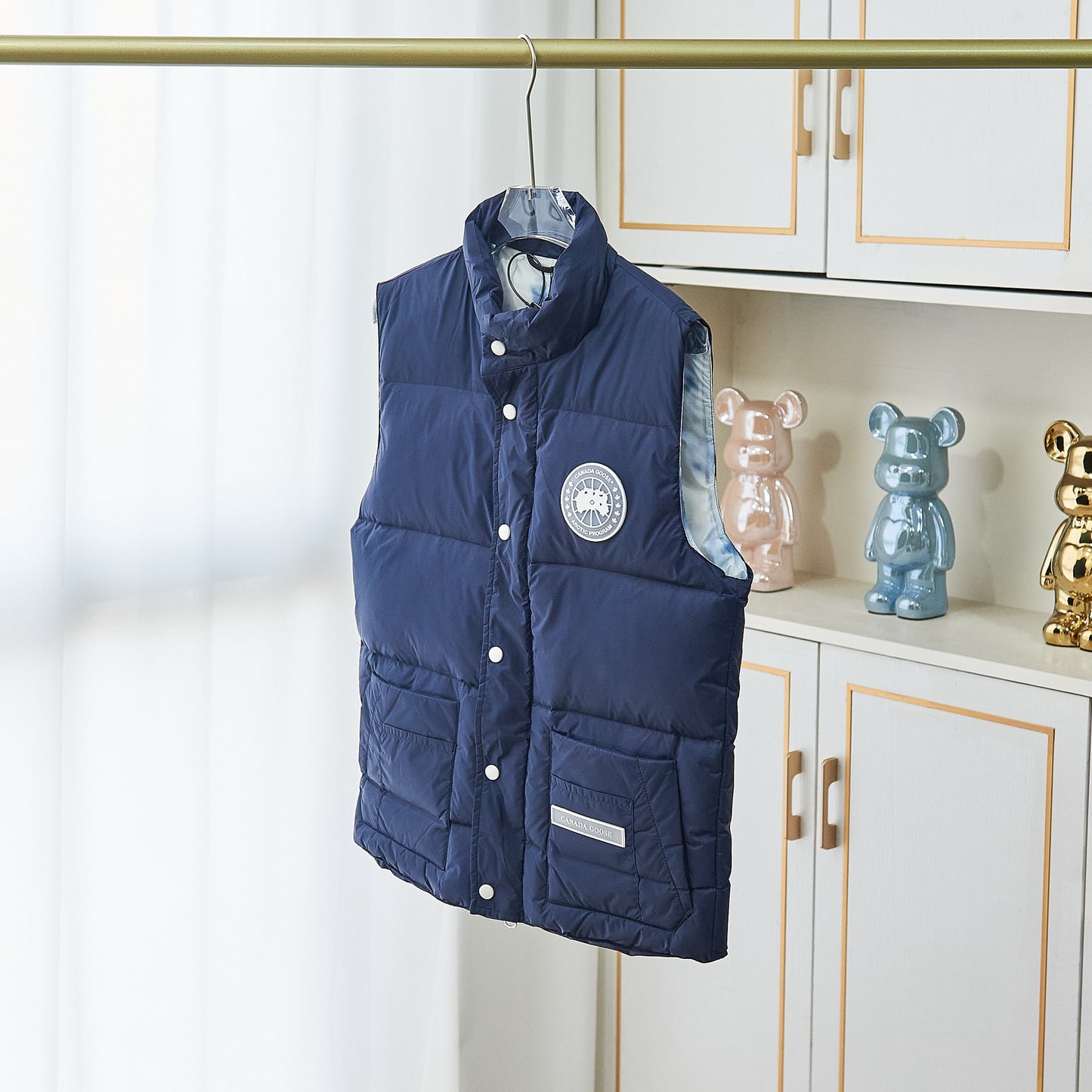 ** Canada Goose Northern Lights Glacier Vest - Premium Down Layering

**